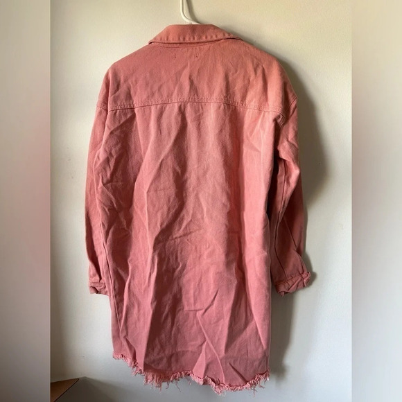 Misguided Oversized Denim Shirt Dress - Picture 2 of 3